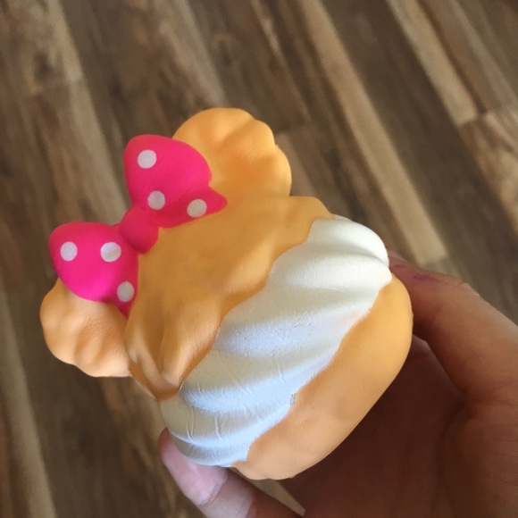 4 squishy bundle! - Picture 4 of 5